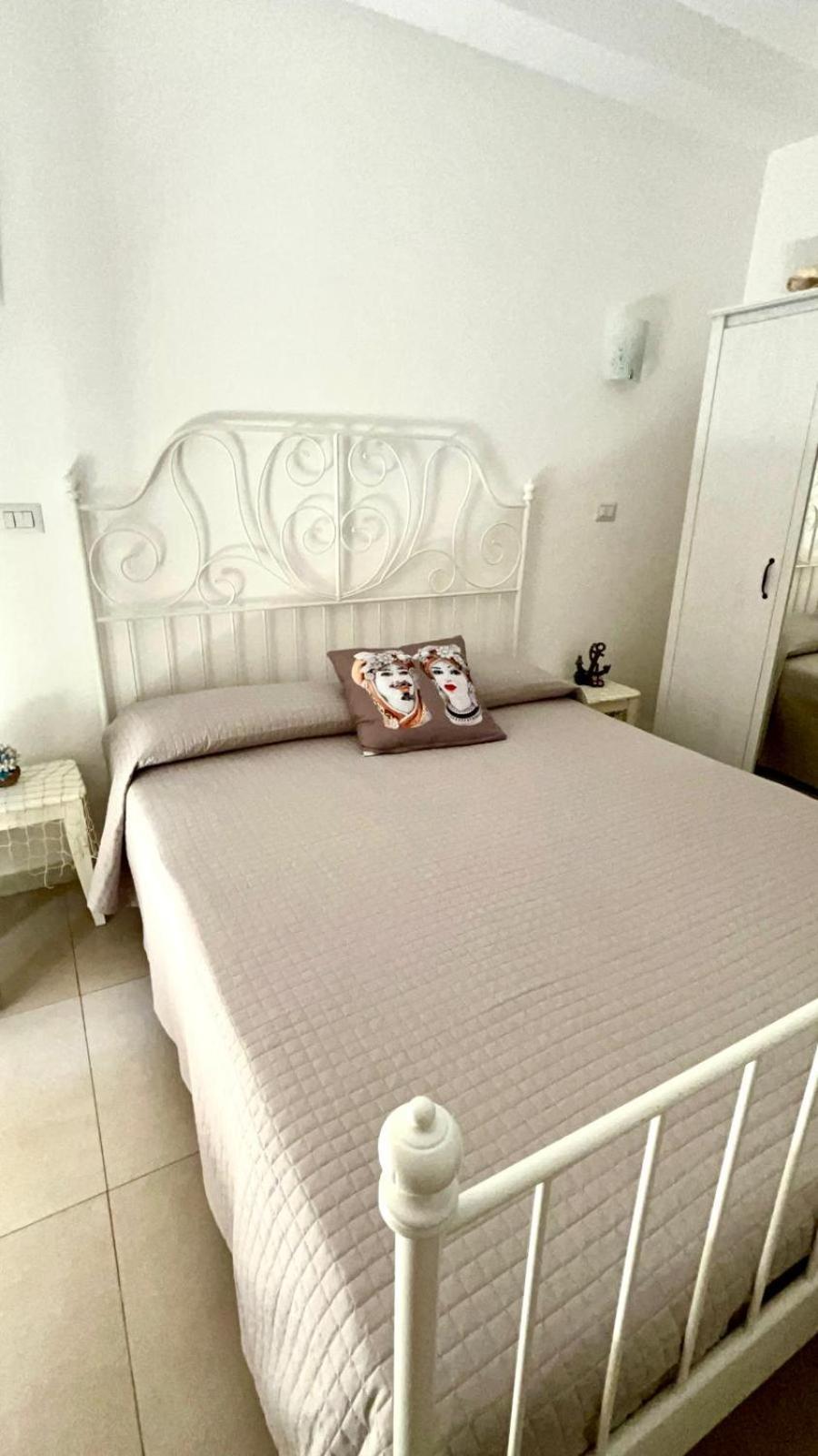 Bed and Breakfast I Tesori del Mare Letojanni Esterno foto